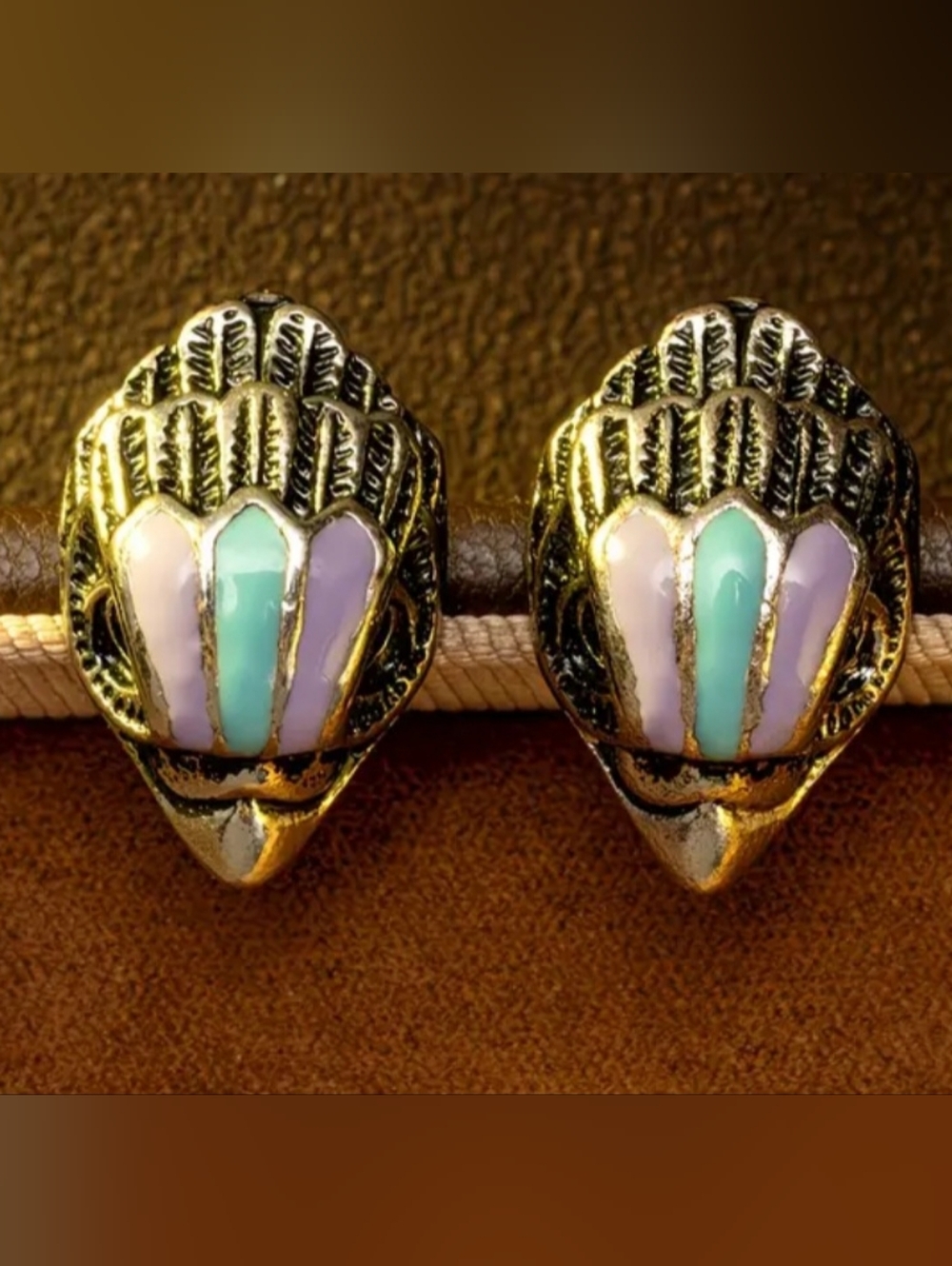 Eagel Head Earrings